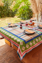 Toalha de Mesa Impermeável - Xadrez Harmonia